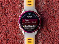 O Forerunner 570 foi lançado na primavera, juntamente com o Forerunner 970, mais caro, na foto anterior. (Fonte da imagem: Garmin)