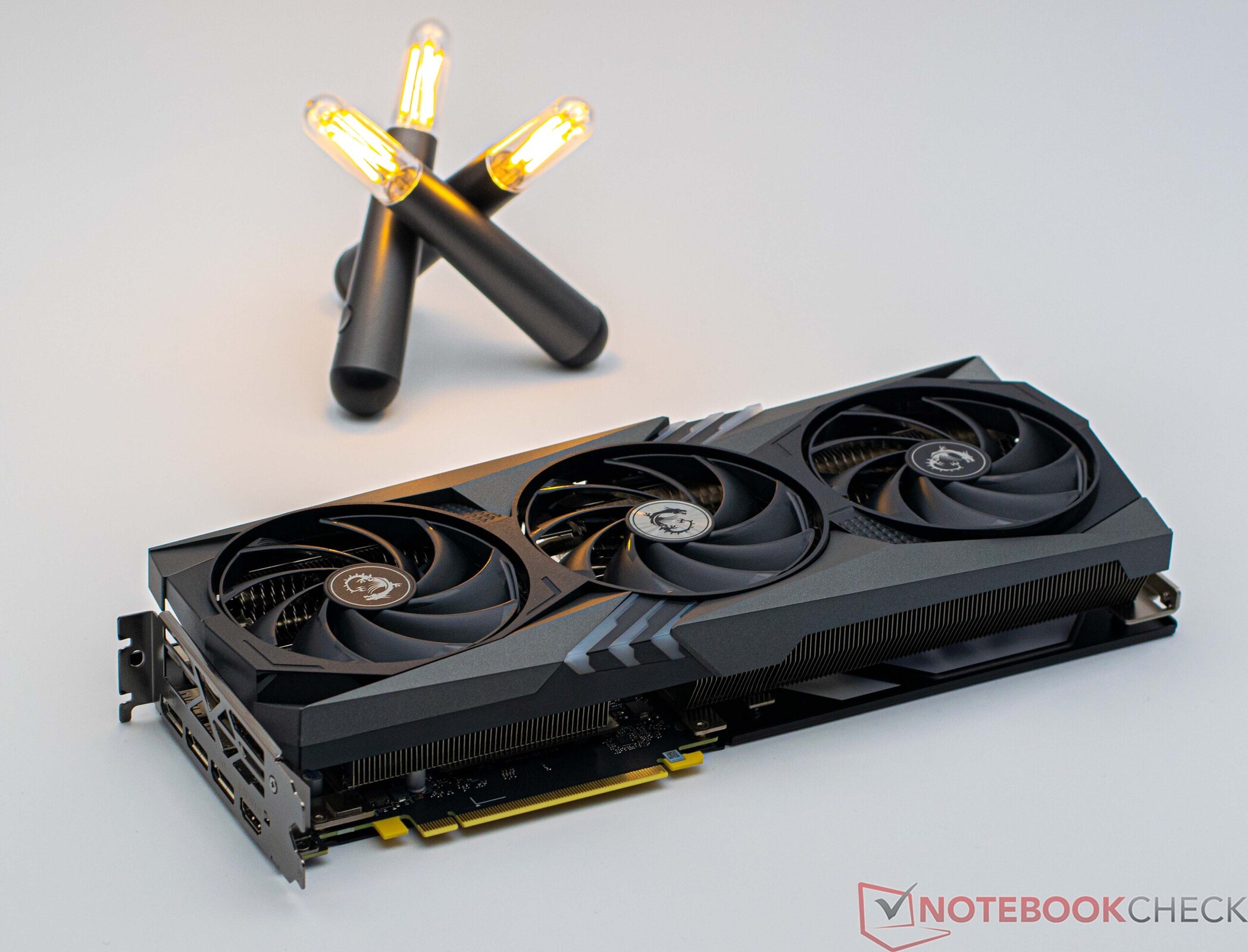 Nvidia GeForce RTX 4060 e 4060 Ti estreiam em versões de 8 GB e 16