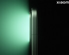 O Xiaomi 17 Max também poderia vir com alto-falantes melhores do que os modelos não-Ultra. Na foto: uma foto promocional mostrando a vista lateral do 17 Pro Max. (Fonte da imagem: Xiaomi)