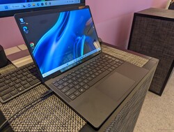 Em revisão: HP Dragonfly Pro 2023. Unidade de teste fornecida pela HP