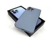 O iPhone 15 poderia ser o primeiro de seu tipo a usar uma porta USB tipo C (imagem via própria)