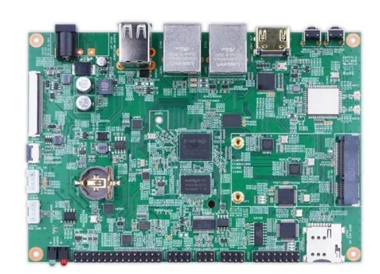 Os pinos GPIO estão na placa