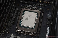 Intel Core i5-13400F em revisão - fornecido pela Intel Alemanha