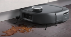 O Eufy HydroJet E35 é um dos dois novos robôs aspiradores da Anker