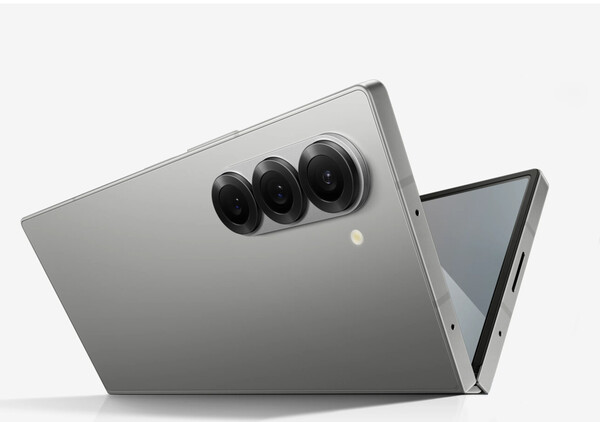 O novo dobrável 'Ultra' da Samsung pode não sair da China ou da Coreia do Sul, Galaxy Z Fold6 na foto. (Fonte da imagem: Samsung Kazakhstan - editado)