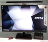 MSI Modern MD271QPDE com MSI Cubi 5 10M e MSI Modern LED Lux Lightbar