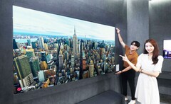 A LG Display mostrou algumas inovações empolgantes que devem chegar às TVs inteligentes, eventualmente. (Fonte da imagem: LG Display)