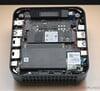 Asus ExpertCenter PN54 com parte inferior aberta