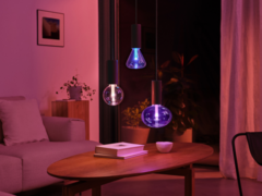 As novas lâmpadas Hue Lightguide da Philips têm uma superfície altamente refletiva. (Fonte de imagem: Significa)
