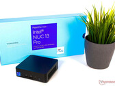 Os mini-PCs NUC 13 serão os últimos da série produzidos diretamente pela Intel. (Fonte da imagem: NotebookCheck)