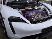 Carregando sem fio um Taycan a 50% em 10 minutos? As pessoas inteligentes da ORNL já descobriram tudo. (Fonte da imagem: ORNL via YouTube)