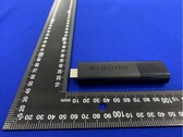 O novo Xiaomi TV Stick se parece com seu predecessor. (Fonte da imagem: FCC)