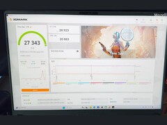 Resultado de benchmark modificado do laptop RTX 5090 Time Spy: 27.343 pontos no geral e 28.923 para a GPU (Fonte da imagem: Reddit/u/Pristine_Wing5716)