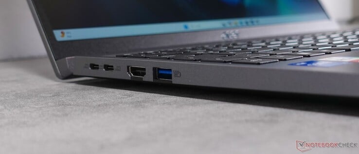 2 x USB-C com DP e PD; HDMI; USB-A 3.2 Gen 1