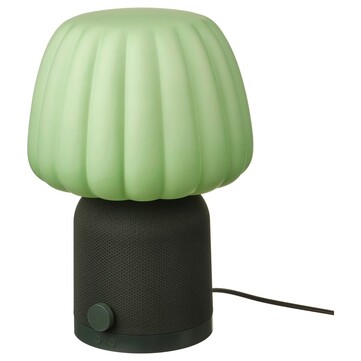 A lâmpada com alto-falante Bluetooth Kulglass em verde. (Fonte da imagem: IKEA)