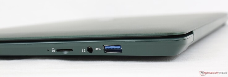Certo: Leitor MicroSD, fones de ouvido de 3,5 mm, USB-A 3.0