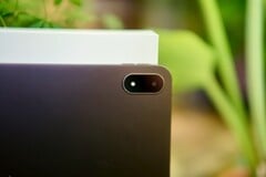 O OnePlus Pad 4 e muitos outros tablets de tela grande não oferecem a qualidade de áudio de que são capazes.