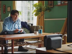 Nintendo Switch 2 dock conectado à TV (Fonte da imagem: Nintendo of America YouTube)