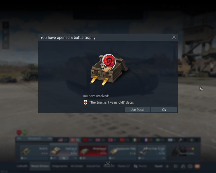 Decalque do 9º aniversário do War Thunder (Fonte: Próprio)