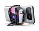 O ROG Phone 6 deve estar disponível globalmente com até 18 GB de RAM e um chipset Snapdragon 8 Plus Gen 1 (Fonte de imagem: 91mobiles &amp; Evan Blass)