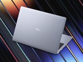 A Dell vende o Dell 16S em um acabamento azul.
