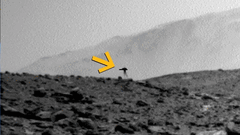 O misterioso “tripé de combate” da Curiosity em Marte. O objeto bizarro apareceu em apenas um quadro.