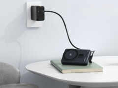 Chegou o Selore&S-Global Magnetic Power Bank 10.000mAh (foto). (Fonte da imagem: Selore&S-Global, editado)