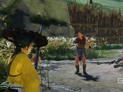 Atsu, de Ghost of Yotei, com uma arma em um campo inimigo. (Fonte da imagem: PlayStation no YouTube, captura de tela)