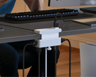 O Nano Power Strip da Anker (na foto) tem um design de grampo. (Fonte da imagem: Anker)