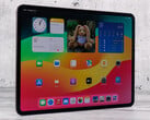 O novo modelo do iPad Pro será mais fácil de usar no modo Retrato (foto: iPad Pro de 13 polegadas com um Apple M4; fonte da imagem: Notebookcheck)