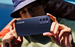 O Legion Y70 é um smartphone para jogos com uma câmera tripla de 50 MP. (Fonte de imagem: Lenovo)