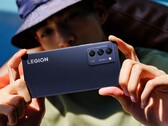 O Legion Y70 é um smartphone para jogos com uma câmera tripla de 50 MP. (Fonte de imagem: Lenovo)