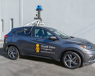 Um carro com câmera do Google Street View (Fonte da imagem: Google)