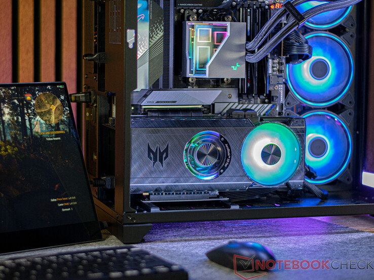 Acer Predator BiFrost Arc A770 OC em nosso sistema de teste Acer Predator BiFrost Arc A770 OC em nosso sistema de teste