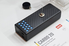 O Nitecore Carbo 20 é adequado para laptops e ainda é relativamente leve