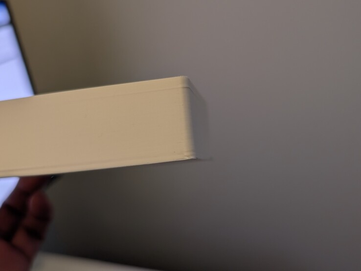 Deformação na base que estava na placa de construção.