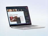 A Microsoft vende o novo Surface Laptop de 13 polegadas exclusivamente em um acabamento Platinum.