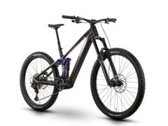 Com a Raymon Tarok Pro, a Raymon está lançando uma nova MTB com suspensão total equipada com um motor Avinox