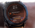 O smartwatch Fenix 7 da Garmin (na foto) está recebendo uma nova atualização beta. (Fonte da imagem: Garmin)