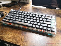 MelGeek Mojo84 é um dos teclados mecânicos mais silenciosos que já digitamos
