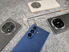 Quatro dobráveis medidos novamente (Fonte da imagem: Daniel Schmidt)