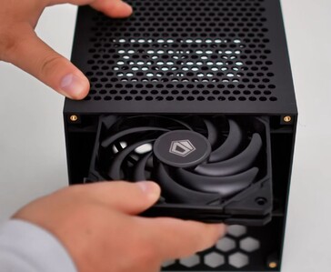 Ventilador de resfriamento de 120 mm montado na parte superior e instalado dentro do gabinete para jogos impresso em 3D ITG Cube
