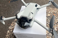O DJI Mini 4 Pro foi descoberto na natureza mais uma vez. (Fonte da imagem: @quadro_news)