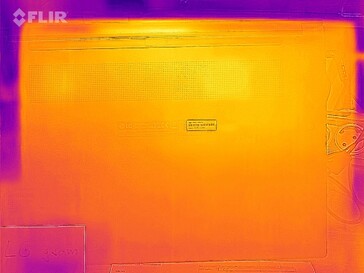 LG Ultra PC 16" com Ryzen 3 5300U - distribuição de calor ao ralenti (fundo)