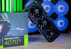 Testando o KFA2 GeForce RTX 4070 Ti EX Gamer, unidade de teste fornecida pela HMC Bremen