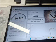 O GPD Win 5 suportará uma bateria de 80 Wh, como o Asus ROG Ally X, mas por meio de uma bateria externa. (Fonte da imagem: QQ via @9550pro)