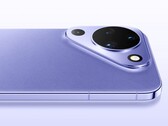 O Huawei Pura 90 usa um módulo de câmera triangular com três lentes.