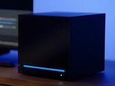 Valve Steam Machine no suporte da TV (Fonte da imagem: captura de tela, Valve YouTube com edições)