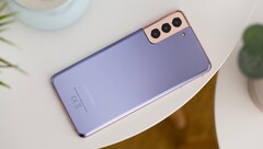 A série Galaxy S21 ofereceu o Exynos 2100 na maioria das regiões. (Fonte: NextPit)