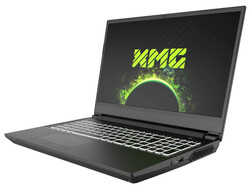 O Schenker XMG Apex 15 Max (início de 2022), unidade de teste fornecida pela Schenker.